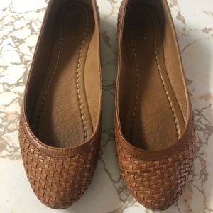 Preowned Frye Carson Braided/Woven Brown Ballet Shoe size 6